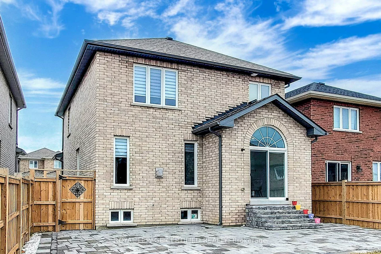 62, Heritage, Bradford, Bradford West Gwillimbury