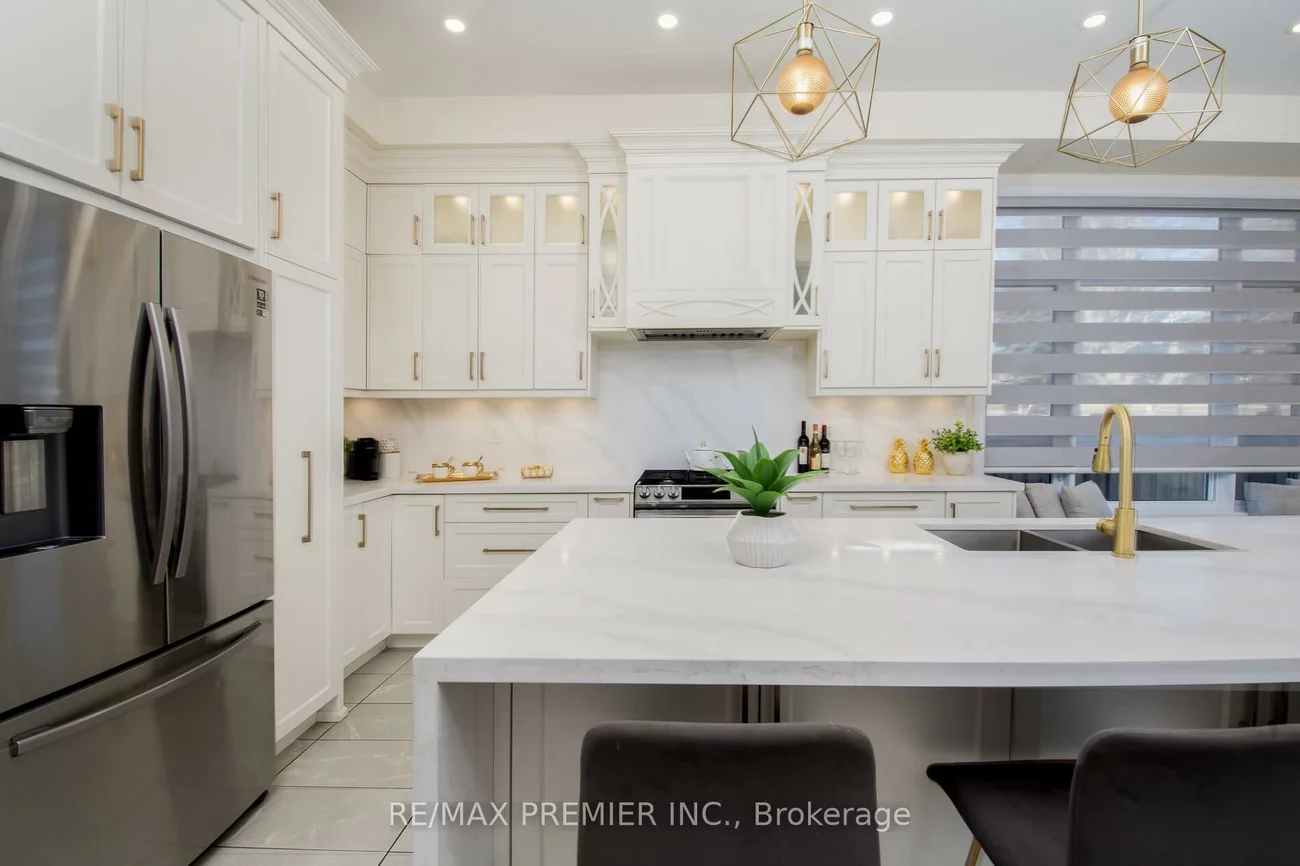 18, Inverness, Bradford, Bradford West Gwillimbury
