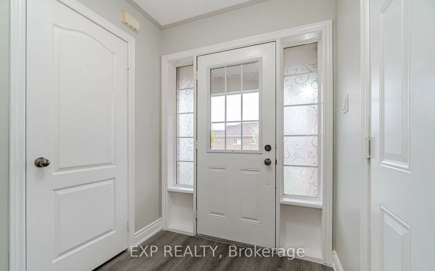 15, Lynn, Bradford, Bradford West Gwillimbury