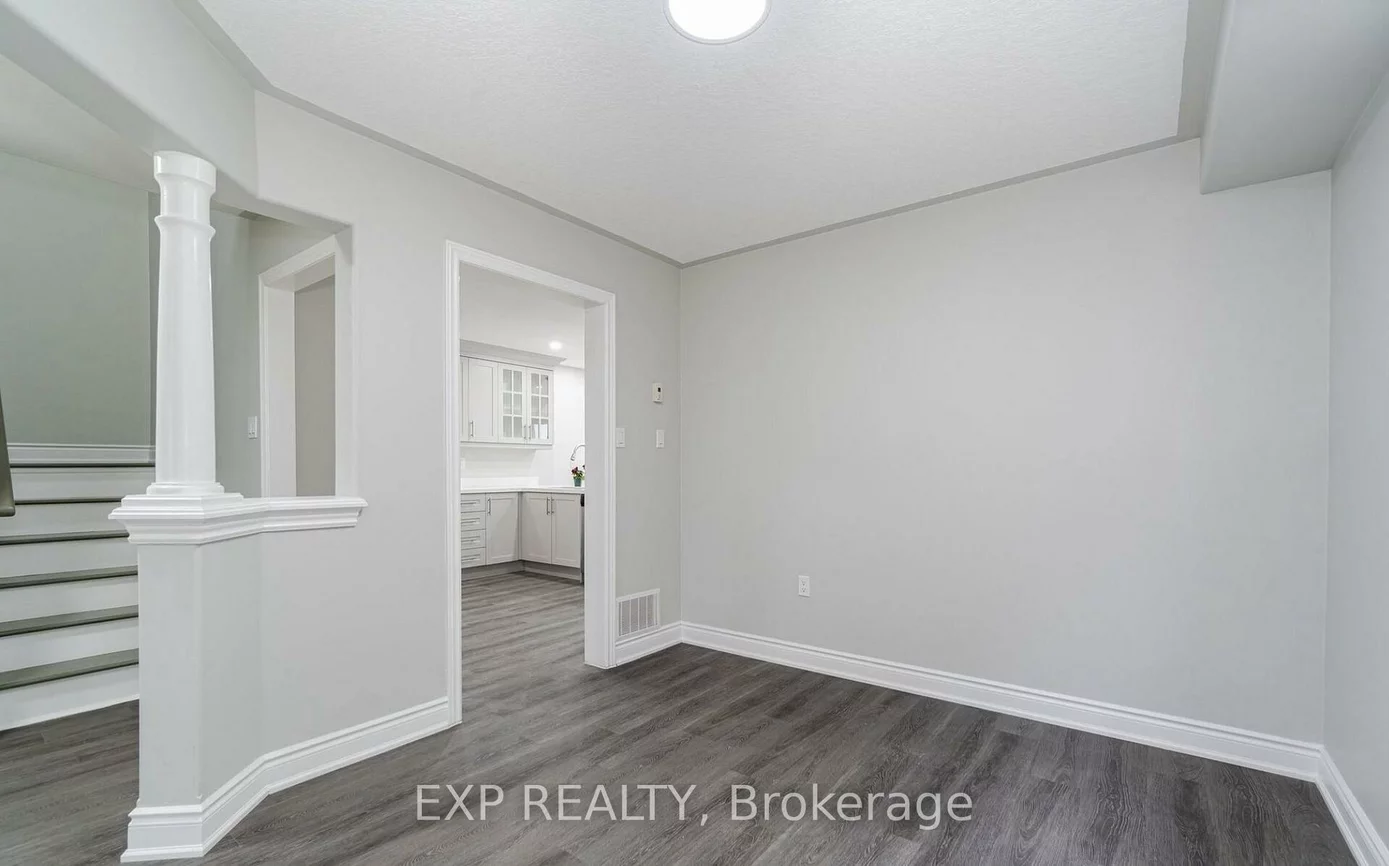15, Lynn, Bradford, Bradford West Gwillimbury