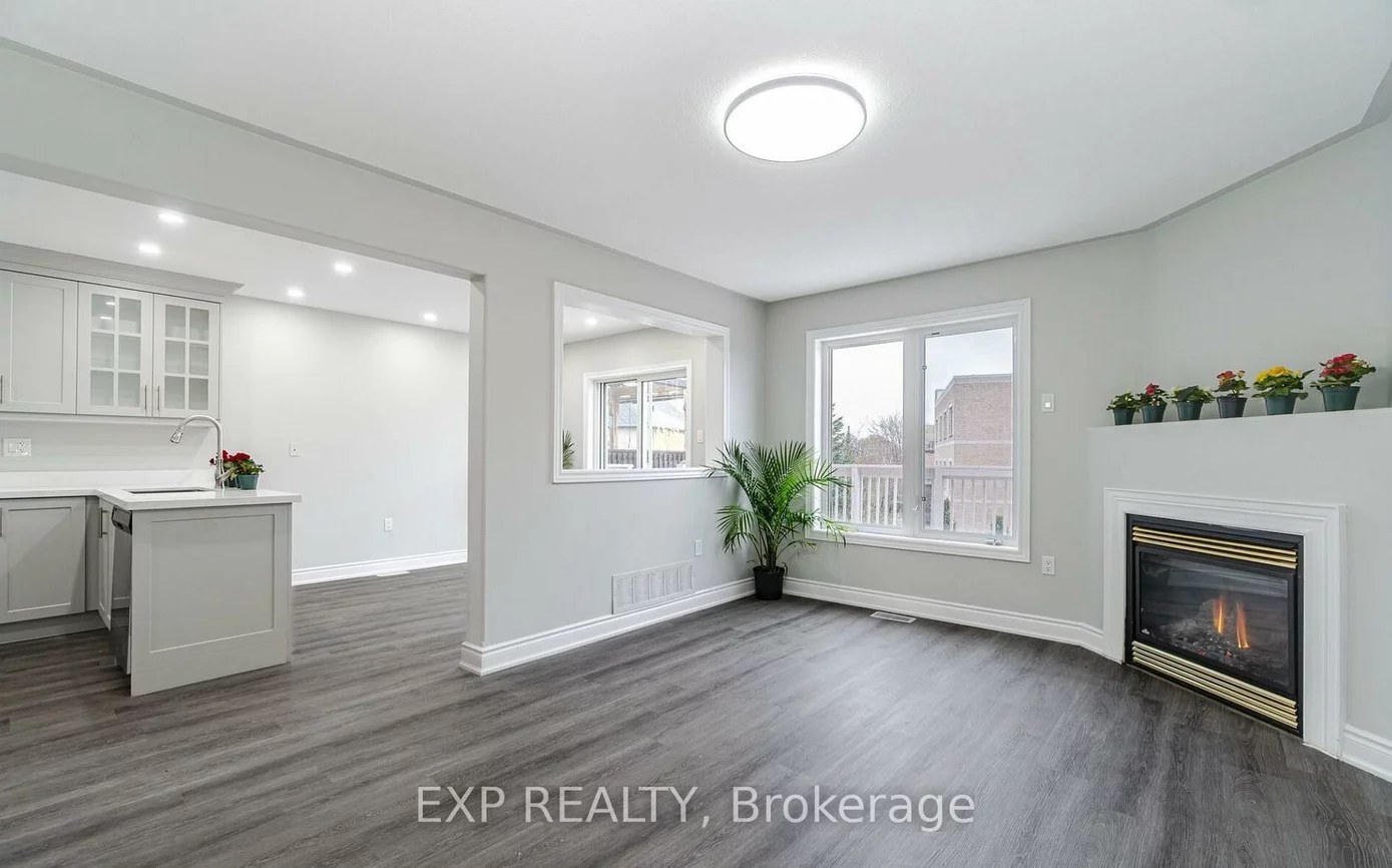 15, Lynn, Bradford, Bradford West Gwillimbury