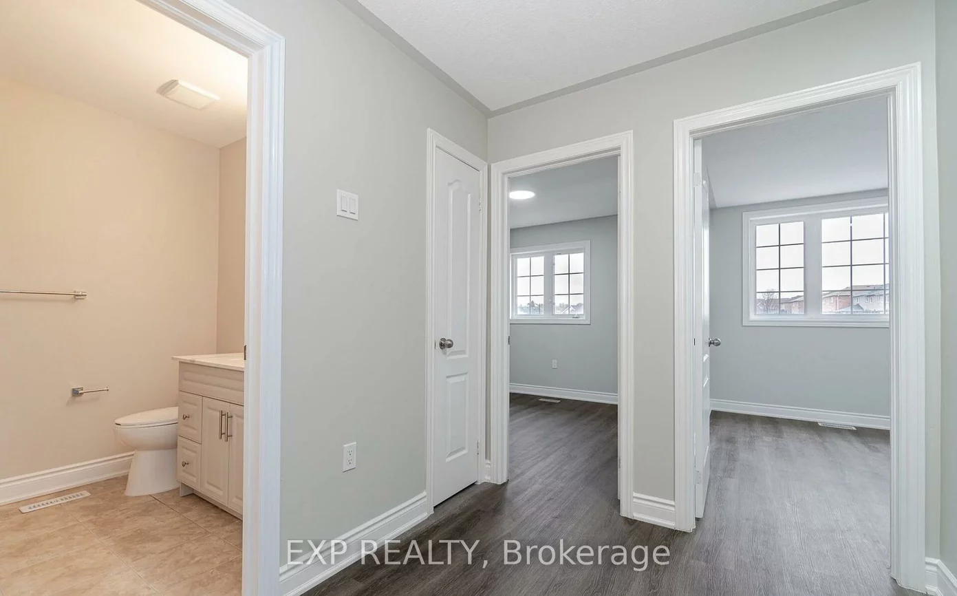 15, Lynn, Bradford, Bradford West Gwillimbury
