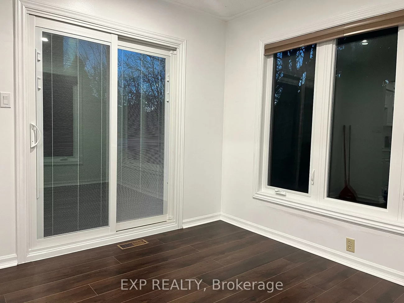 216, Colborne, Bradford, Bradford West Gwillimbury