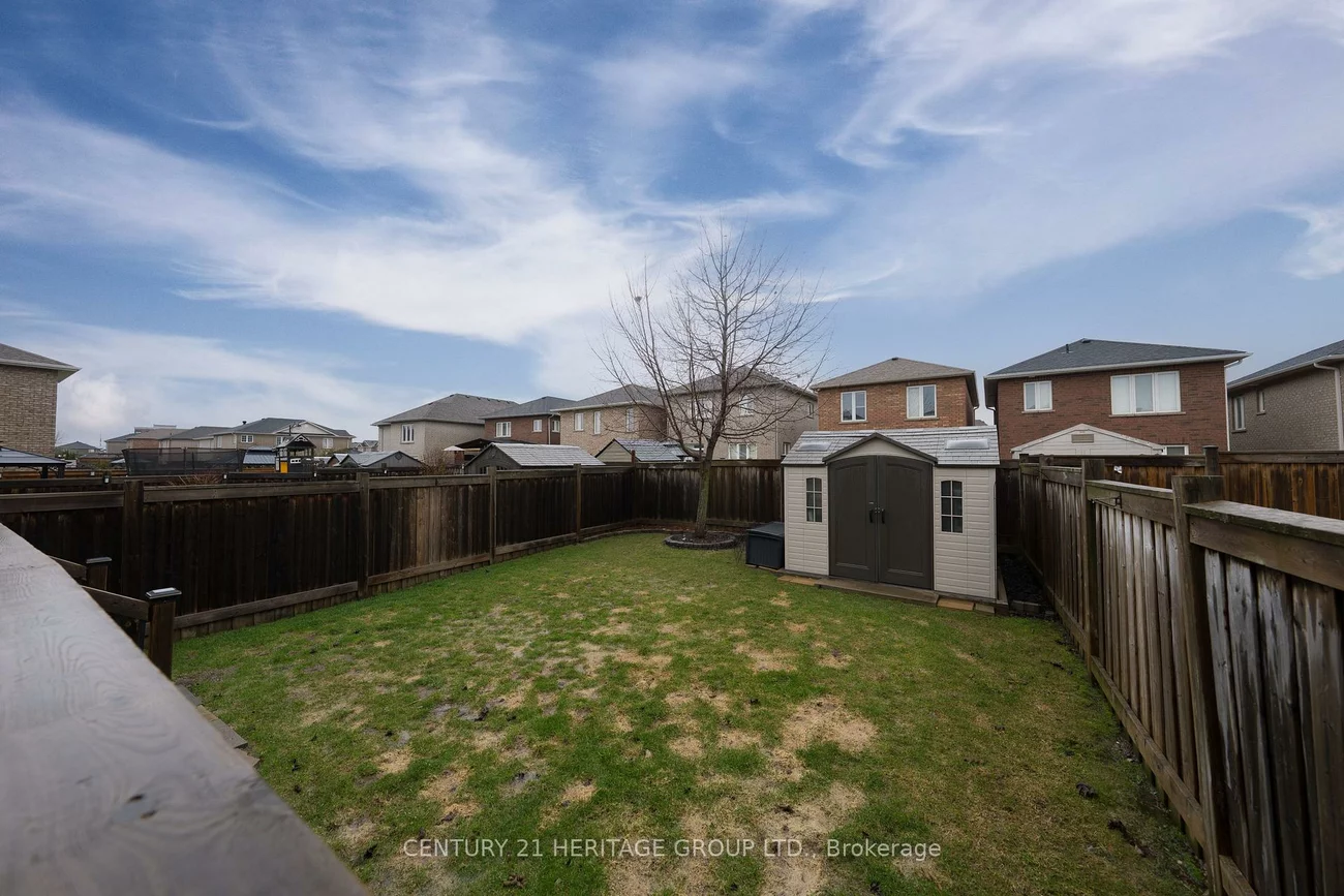 13, Richardson, Bradford, Bradford West Gwillimbury