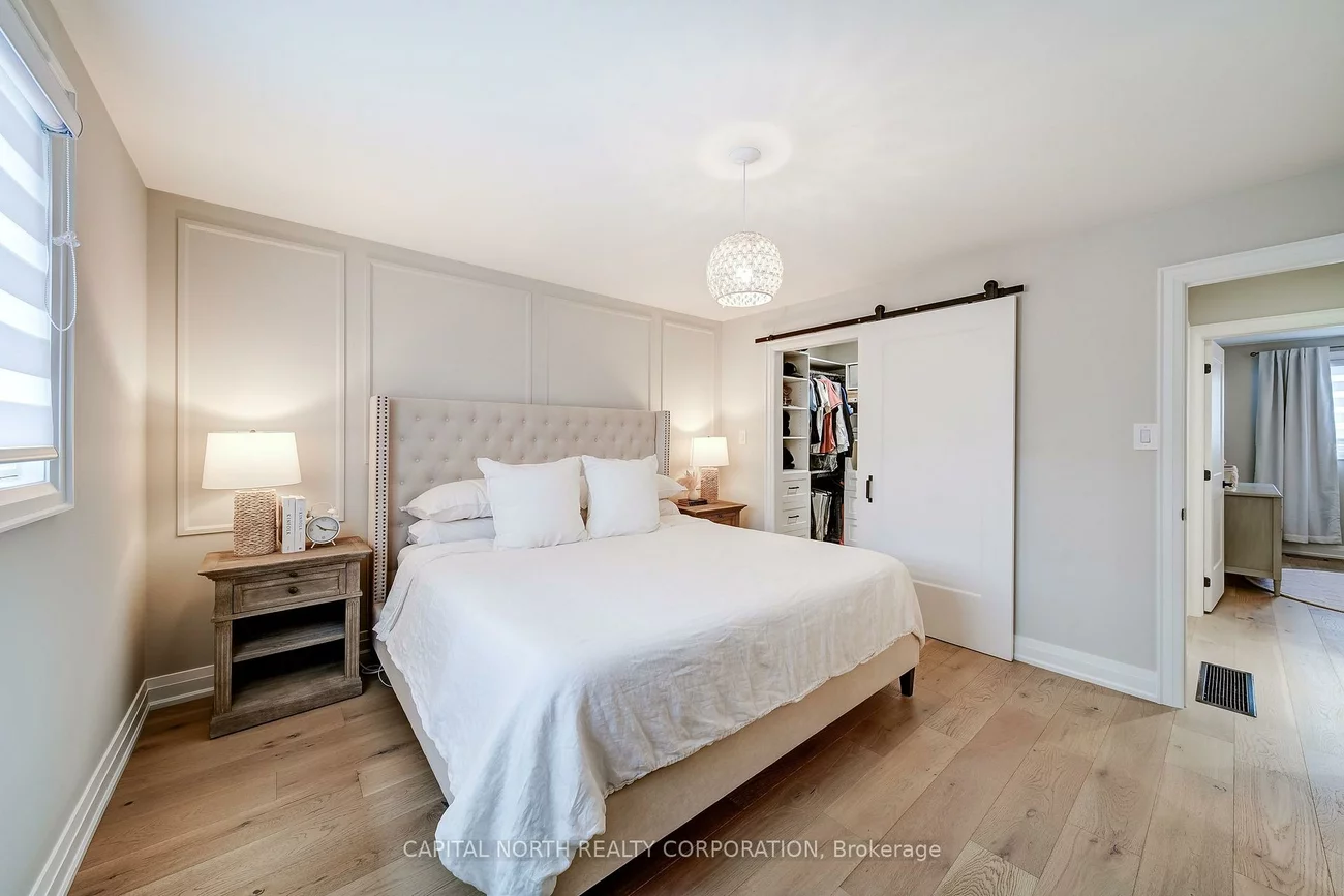 52, Wood, Bradford, Bradford West Gwillimbury