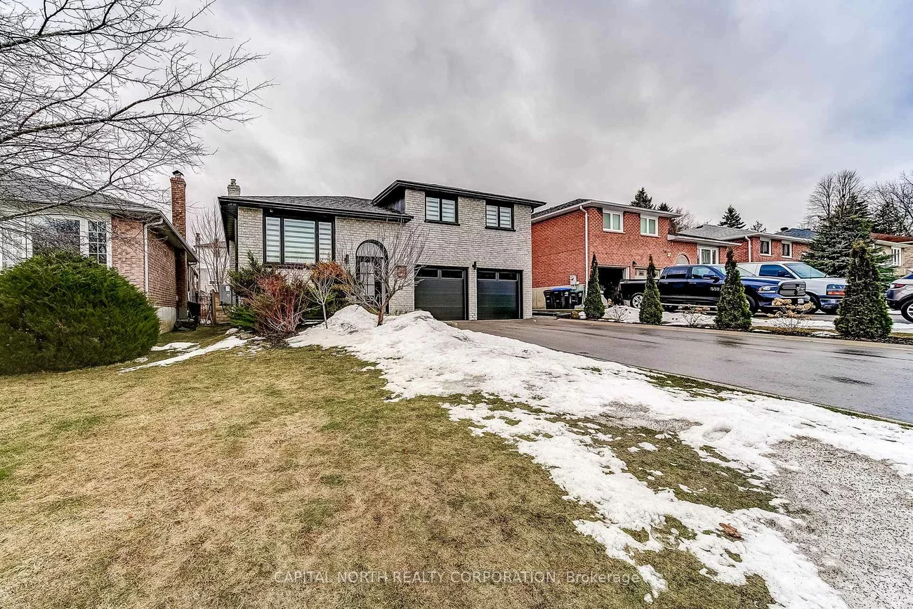 52, Wood, Bradford, Bradford West Gwillimbury