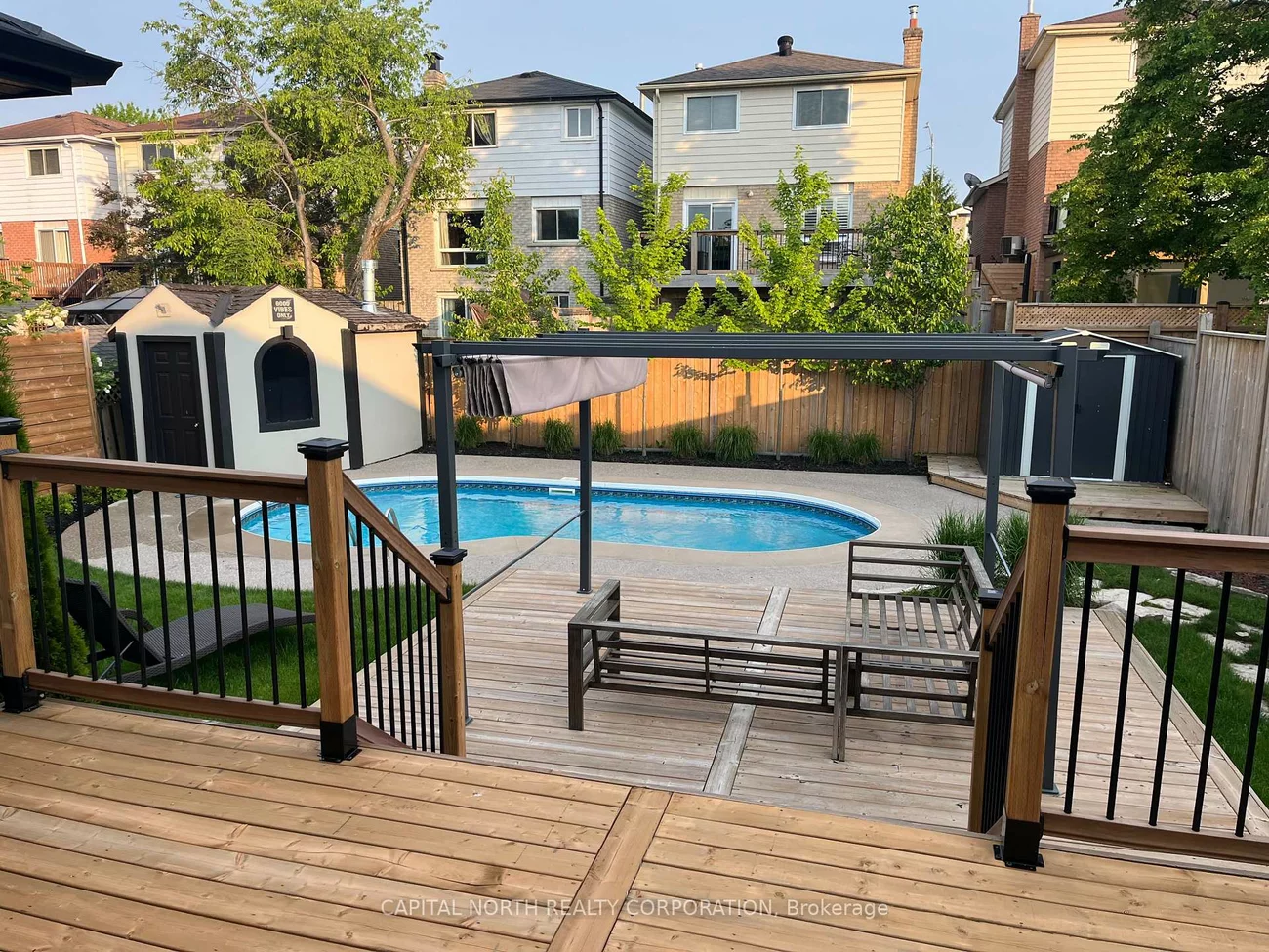 52, Wood, Bradford, Bradford West Gwillimbury