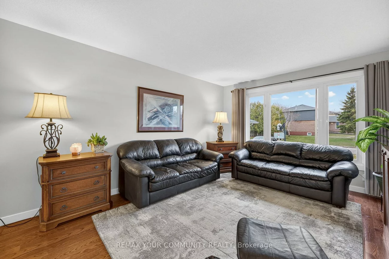 81, Crown, Bradford, Bradford West Gwillimbury