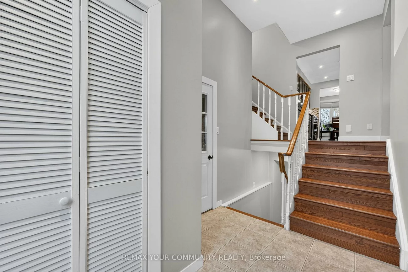 81, Crown, Bradford, Bradford West Gwillimbury