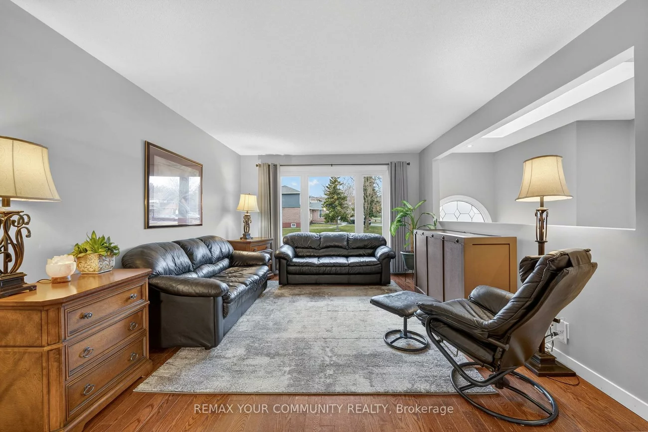 81, Crown, Bradford, Bradford West Gwillimbury