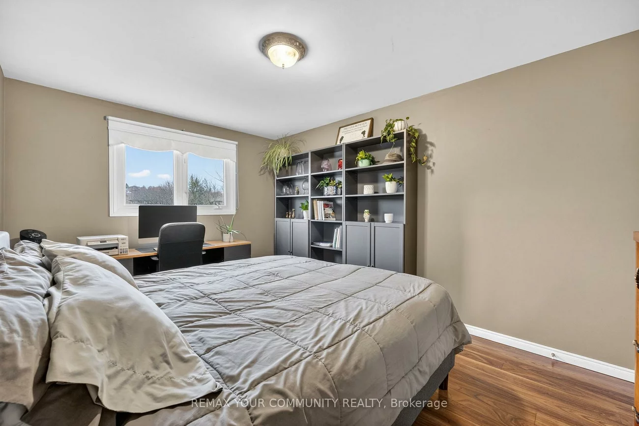 81, Crown, Bradford, Bradford West Gwillimbury