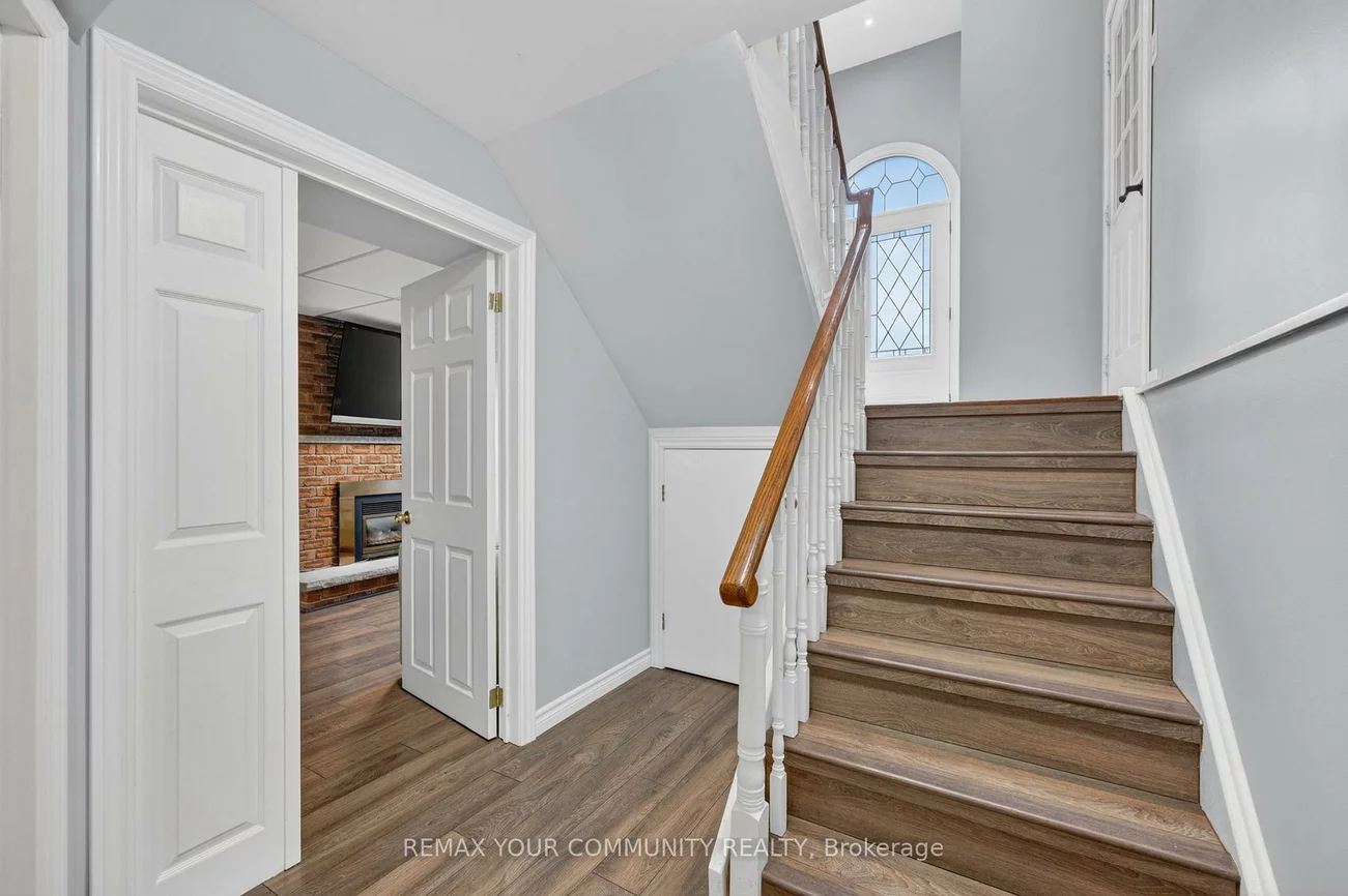 81, Crown, Bradford, Bradford West Gwillimbury
