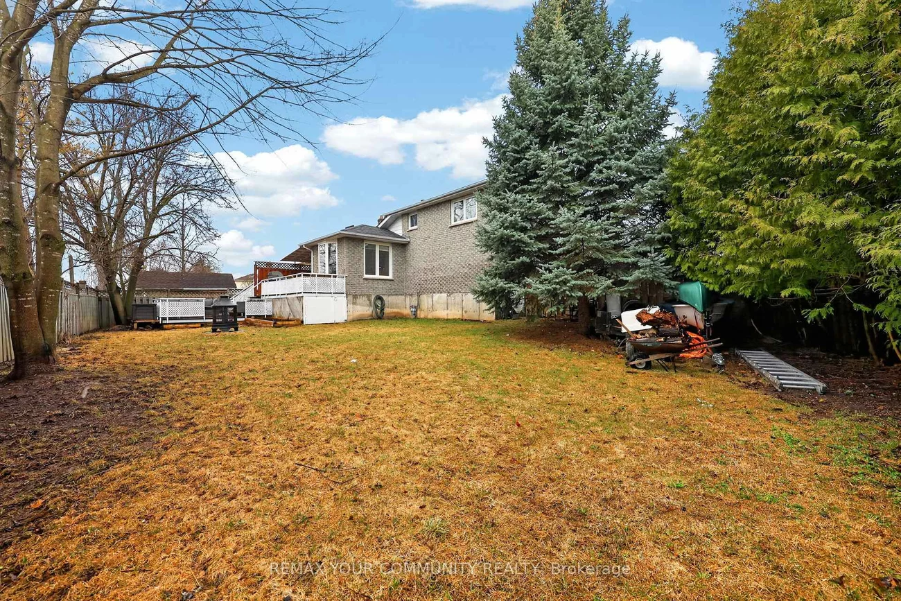 81, Crown, Bradford, Bradford West Gwillimbury