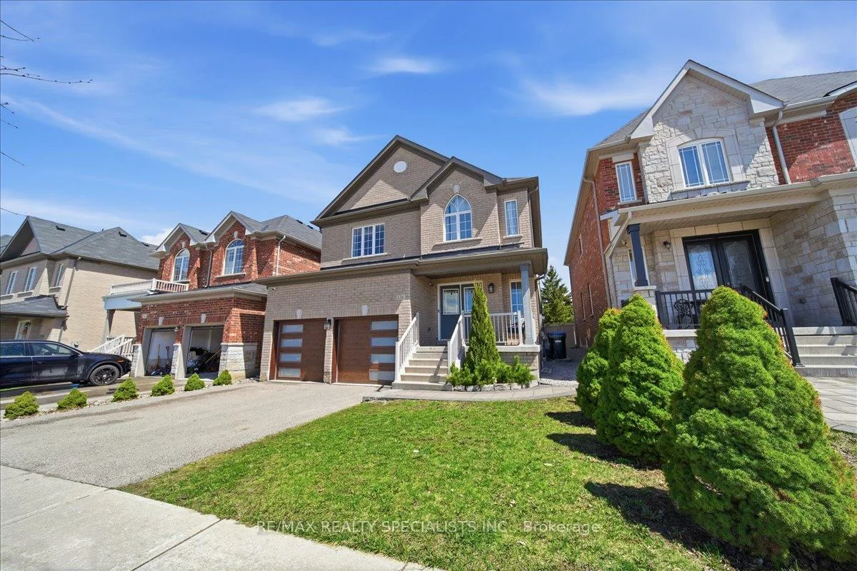 136, Noble, Bradford, Bradford West Gwillimbury