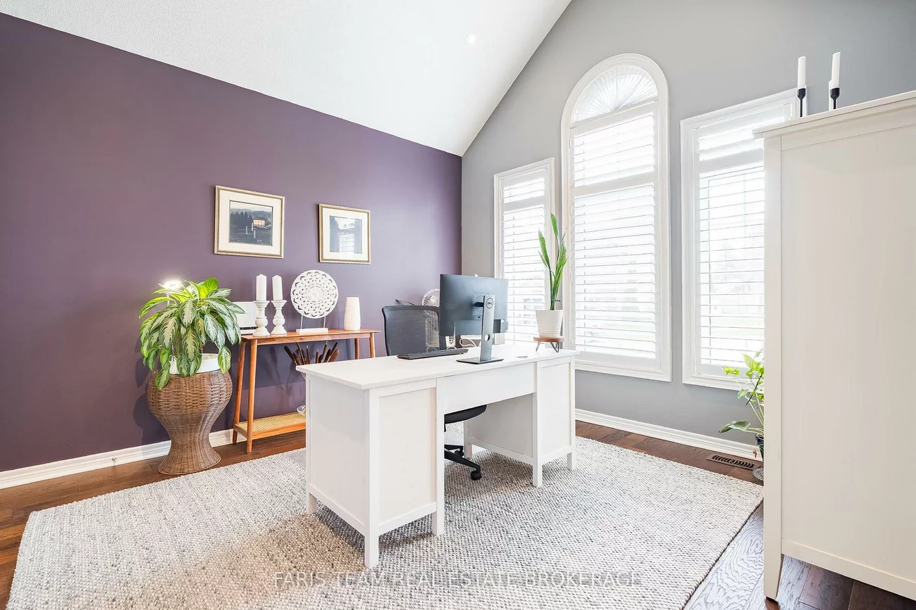 64, Milligan, Bradford, Bradford West Gwillimbury