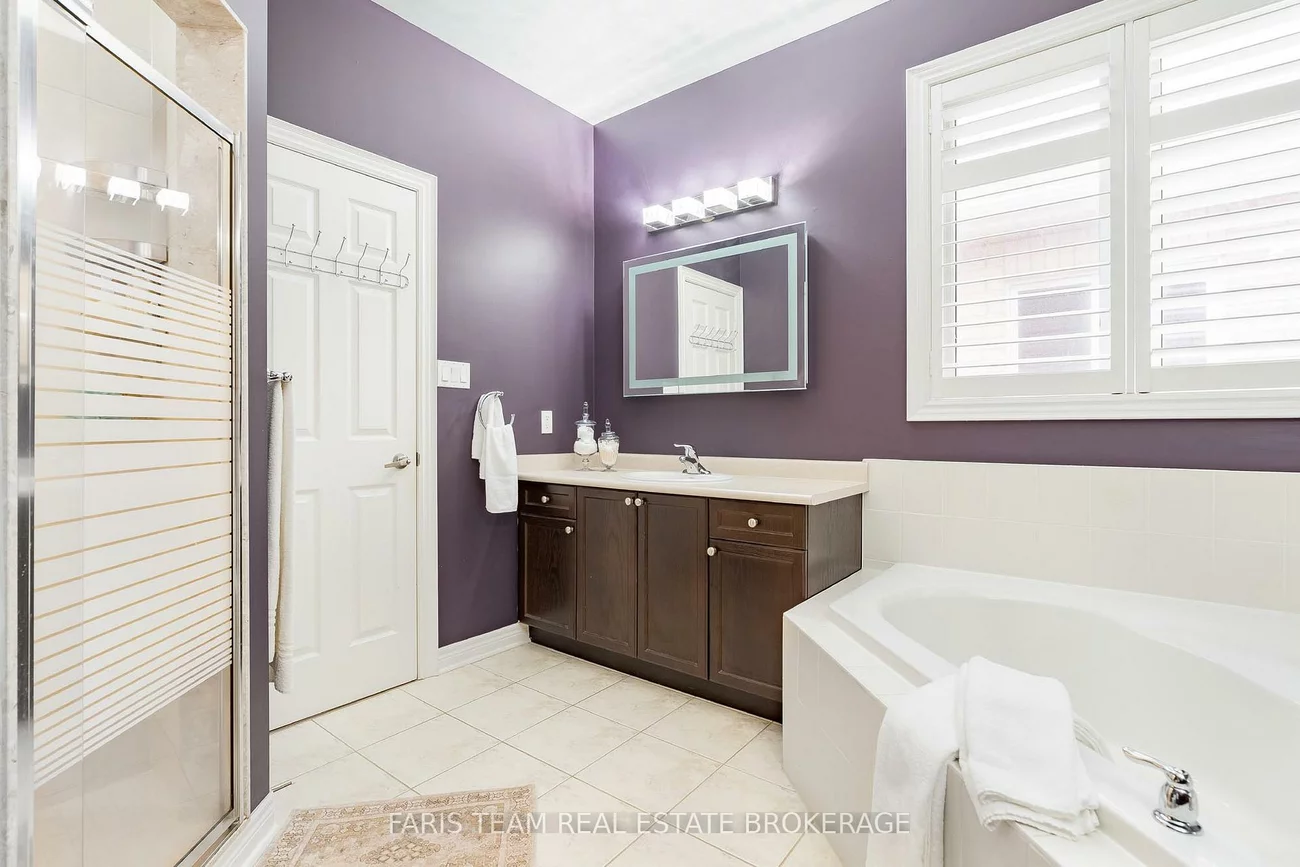 64, Milligan, Bradford, Bradford West Gwillimbury