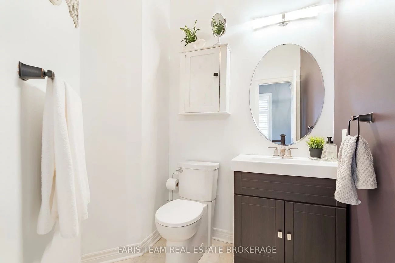 64, Milligan, Bradford, Bradford West Gwillimbury