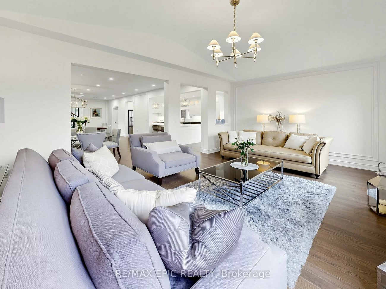 122, Scarlet, Bradford, Bradford West Gwillimbury