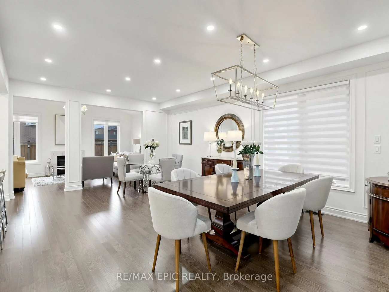 122, Scarlet, Bradford, Bradford West Gwillimbury