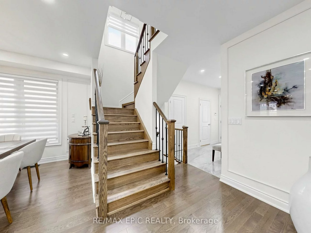 122, Scarlet, Bradford, Bradford West Gwillimbury