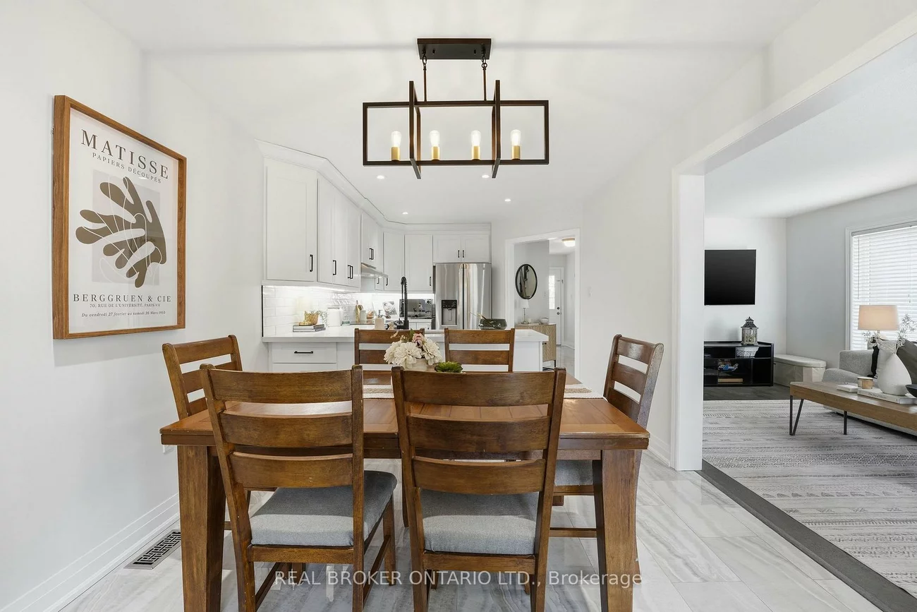 55, Christina, Bradford, Bradford West Gwillimbury