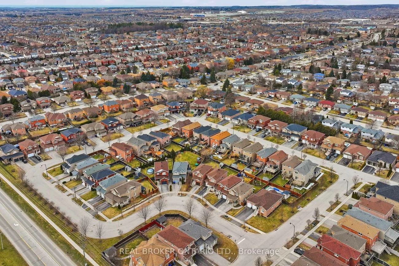 55, Christina, Bradford, Bradford West Gwillimbury