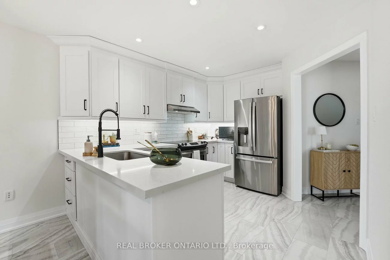 55, Christina, Bradford, Bradford West Gwillimbury