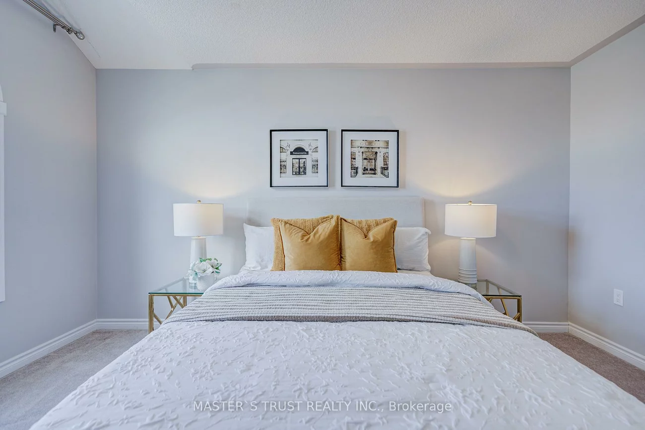 137, Brookview, Bradford, Bradford West Gwillimbury