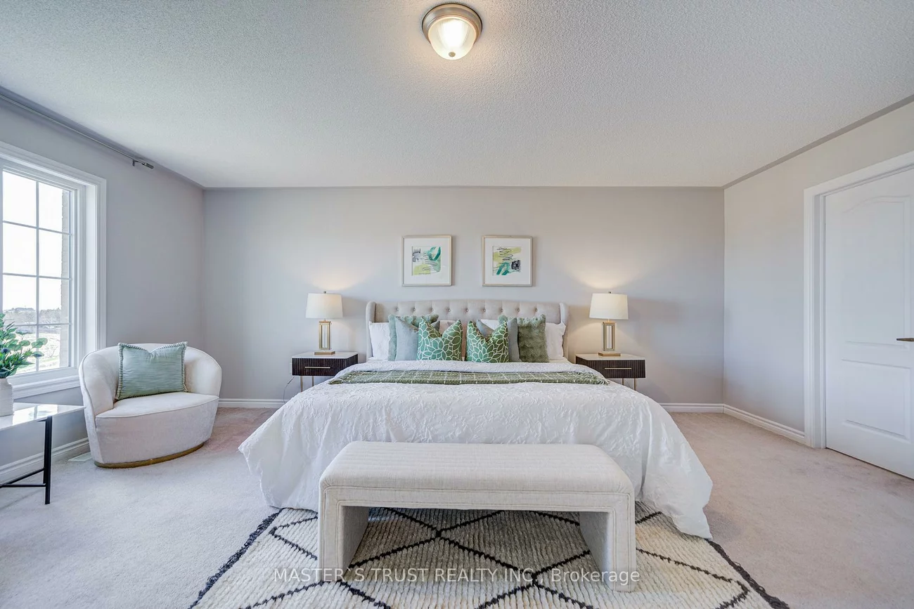 137, Brookview, Bradford, Bradford West Gwillimbury