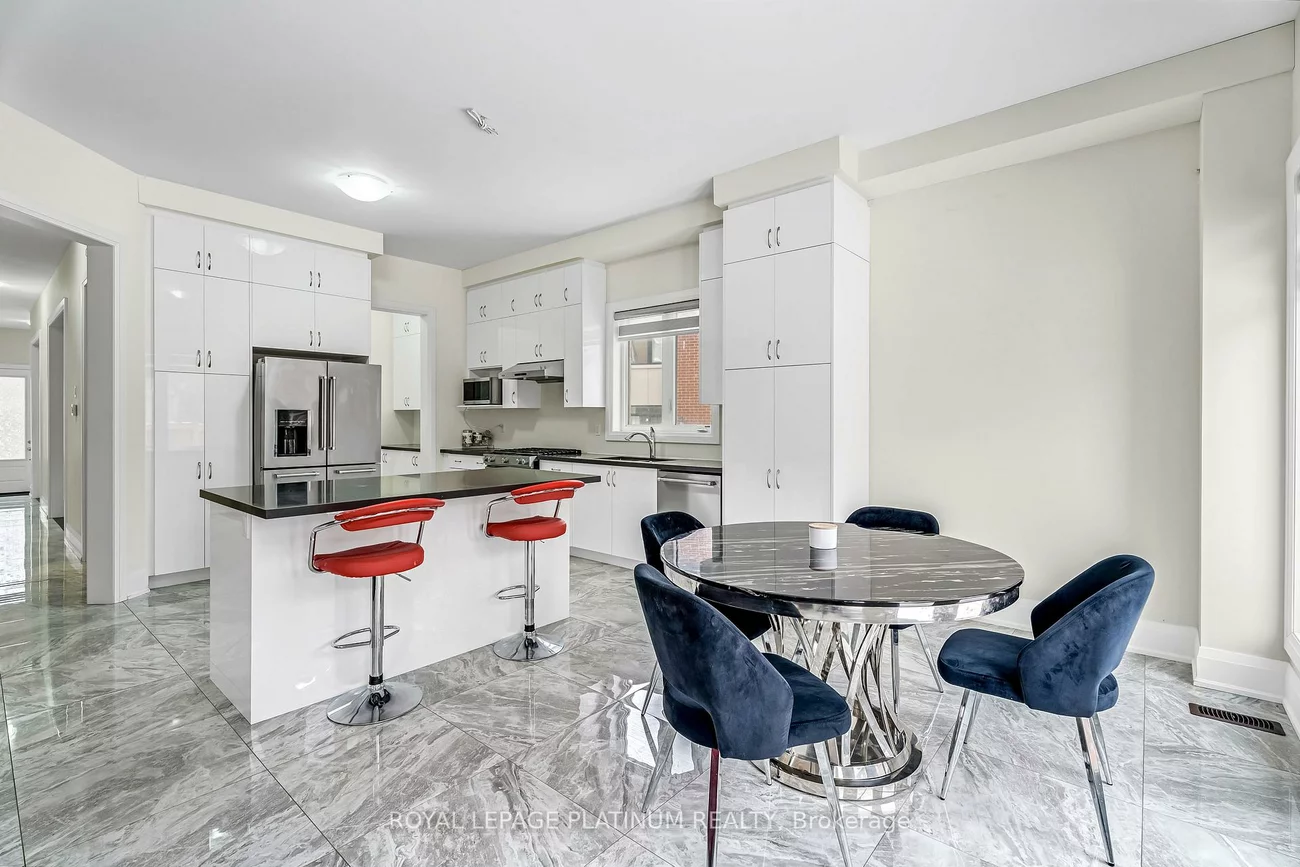 49, Westlake, Bradford, Bradford West Gwillimbury