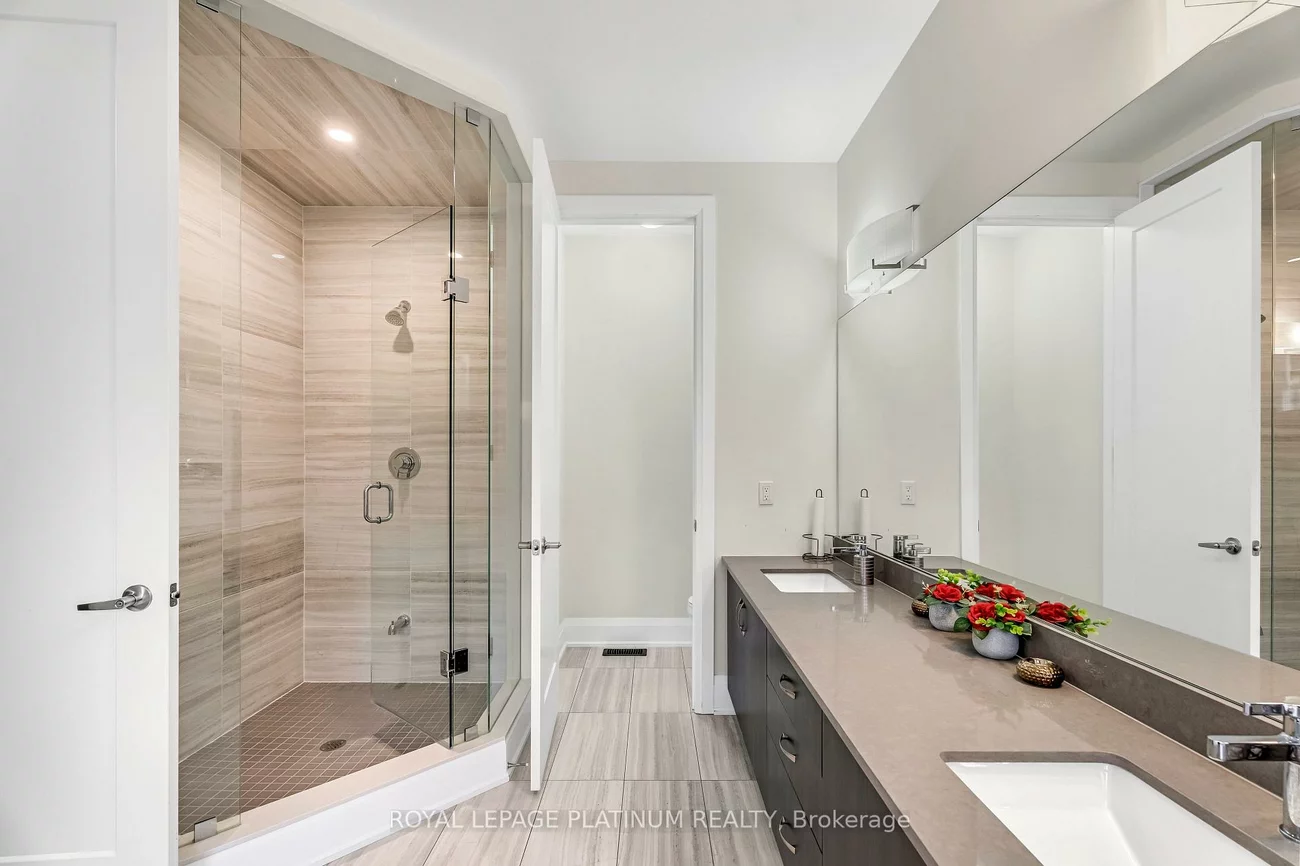 49, Westlake, Bradford, Bradford West Gwillimbury