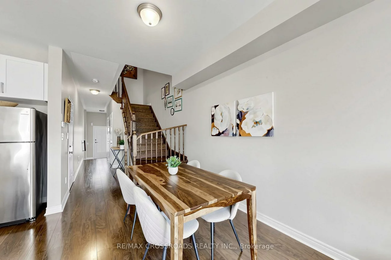 6, Angela, Bradford, Bradford West Gwillimbury