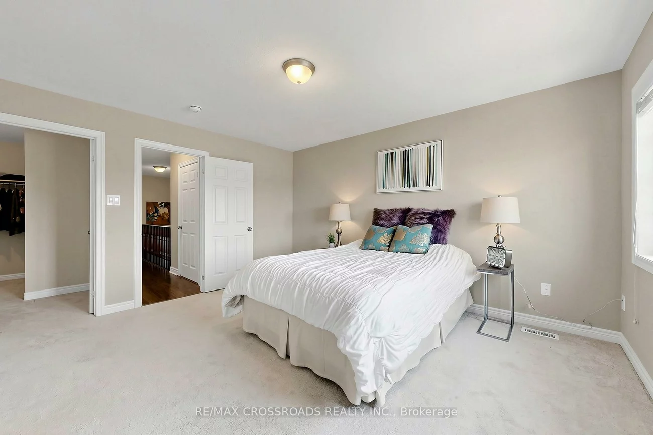 6, Angela, Bradford, Bradford West Gwillimbury