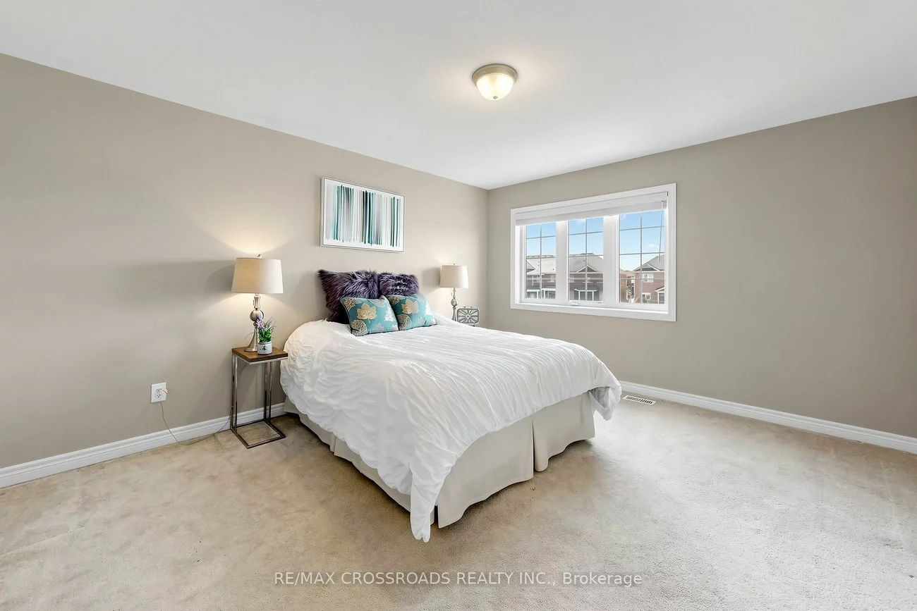 6, Angela, Bradford, Bradford West Gwillimbury