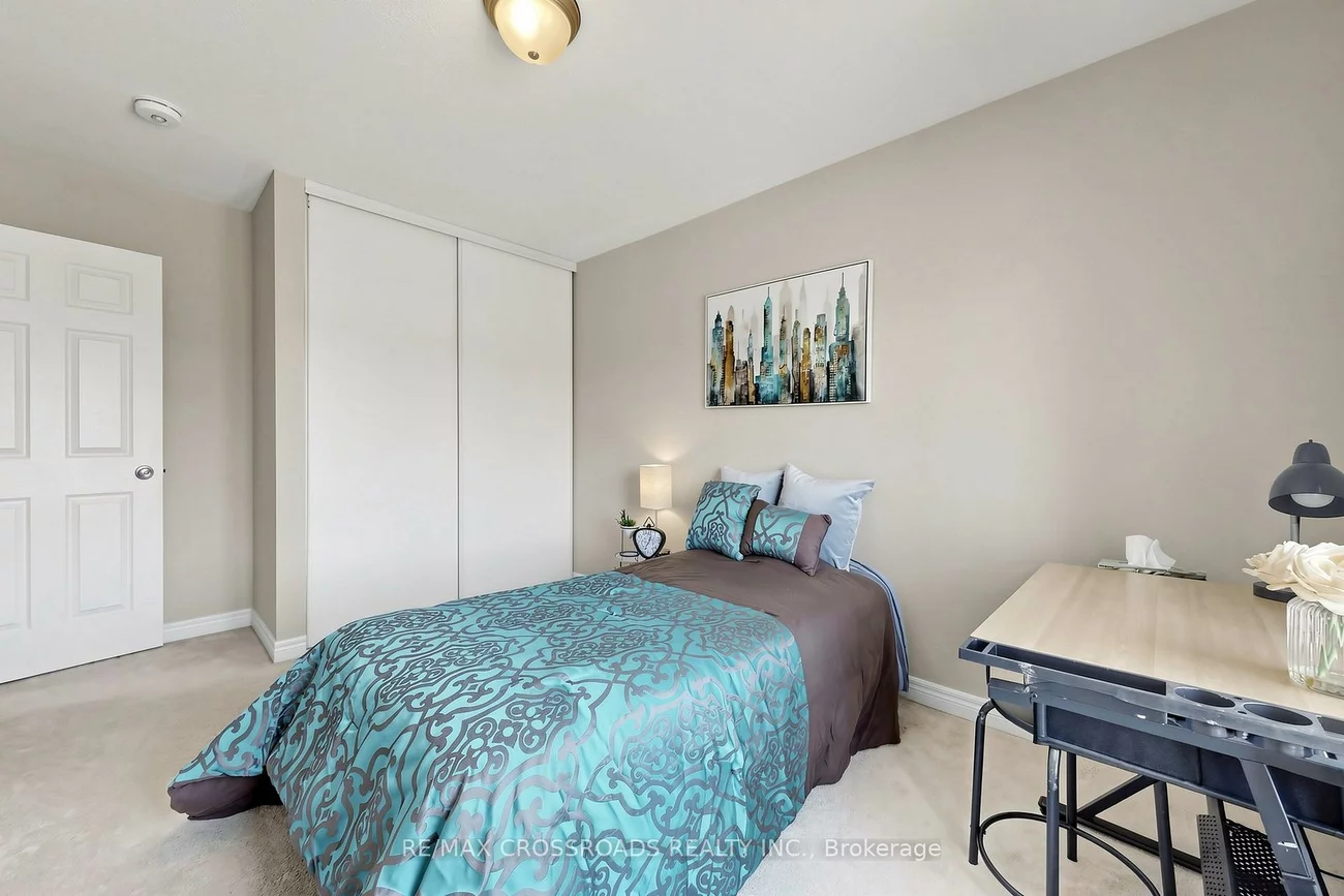 6, Angela, Bradford, Bradford West Gwillimbury