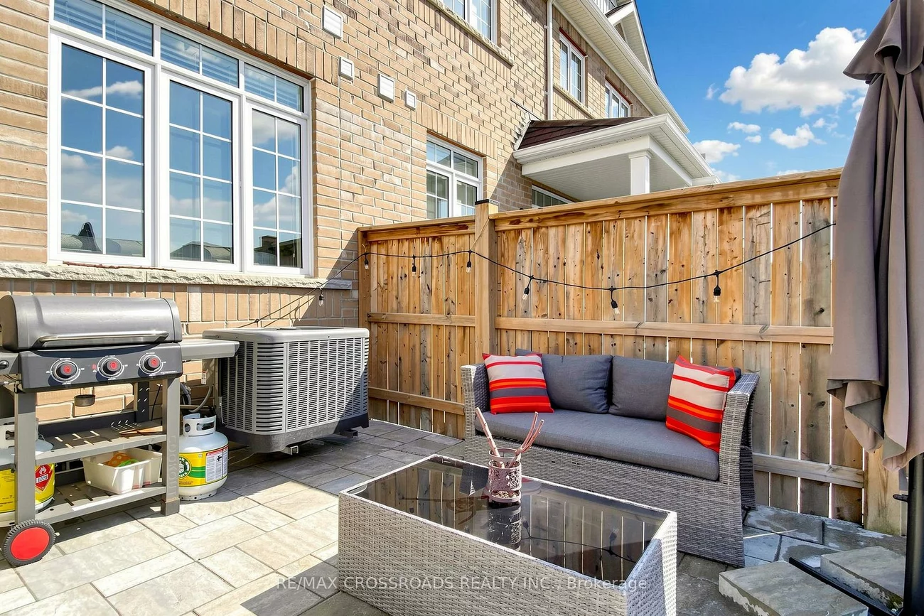 6, Angela, Bradford, Bradford West Gwillimbury