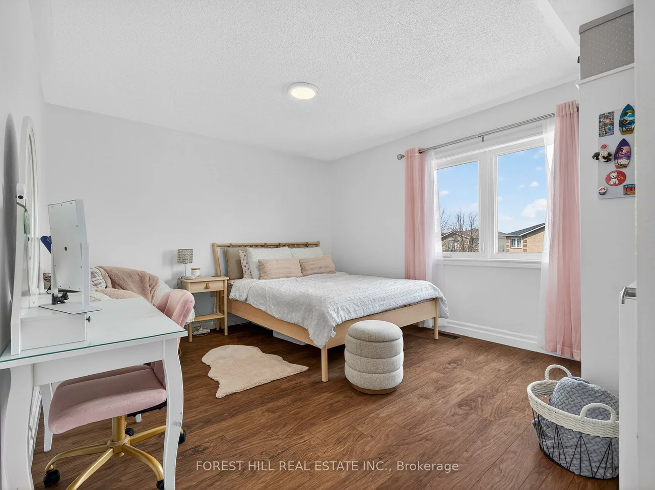 92, Noble, Bradford, Bradford West Gwillimbury