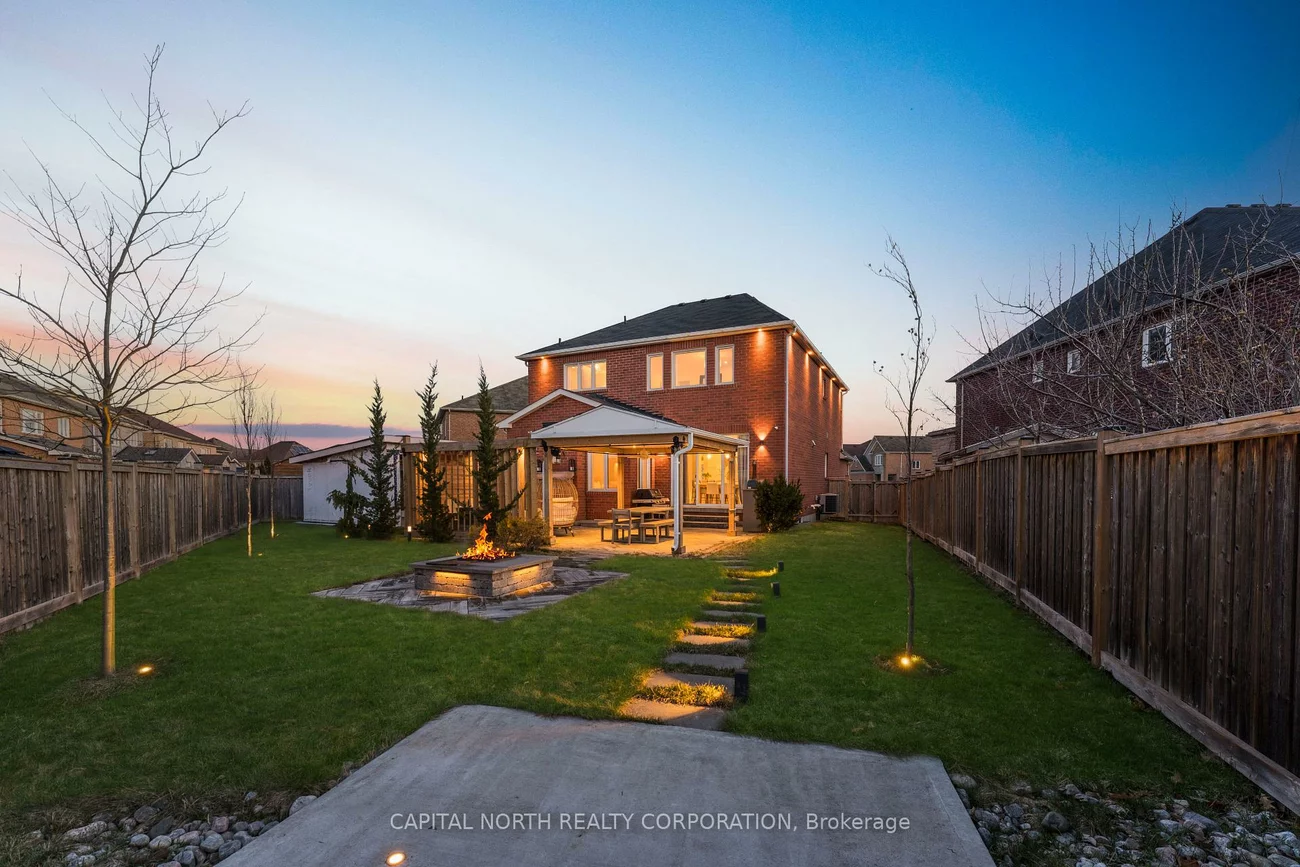 72, Jewelwing, Bradford, Bradford West Gwillimbury