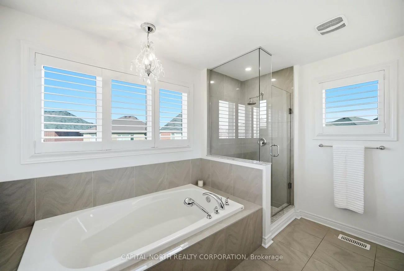 72, Jewelwing, Bradford, Bradford West Gwillimbury