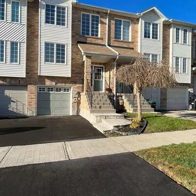 44, Natale, Bradford, Bradford West Gwillimbury