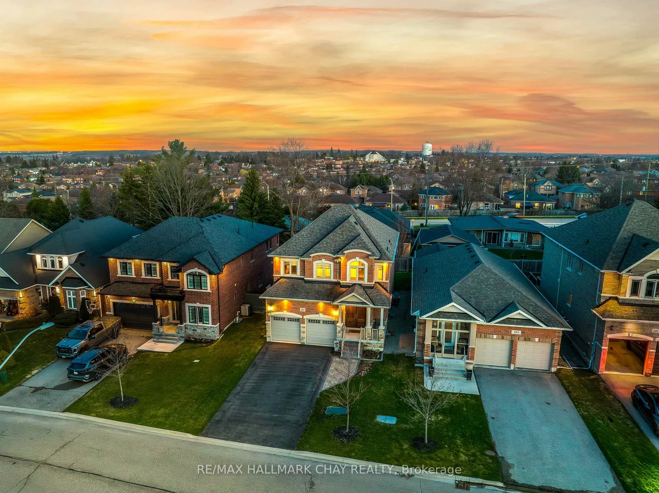 101, Gardiner, Bradford, Bradford West Gwillimbury
