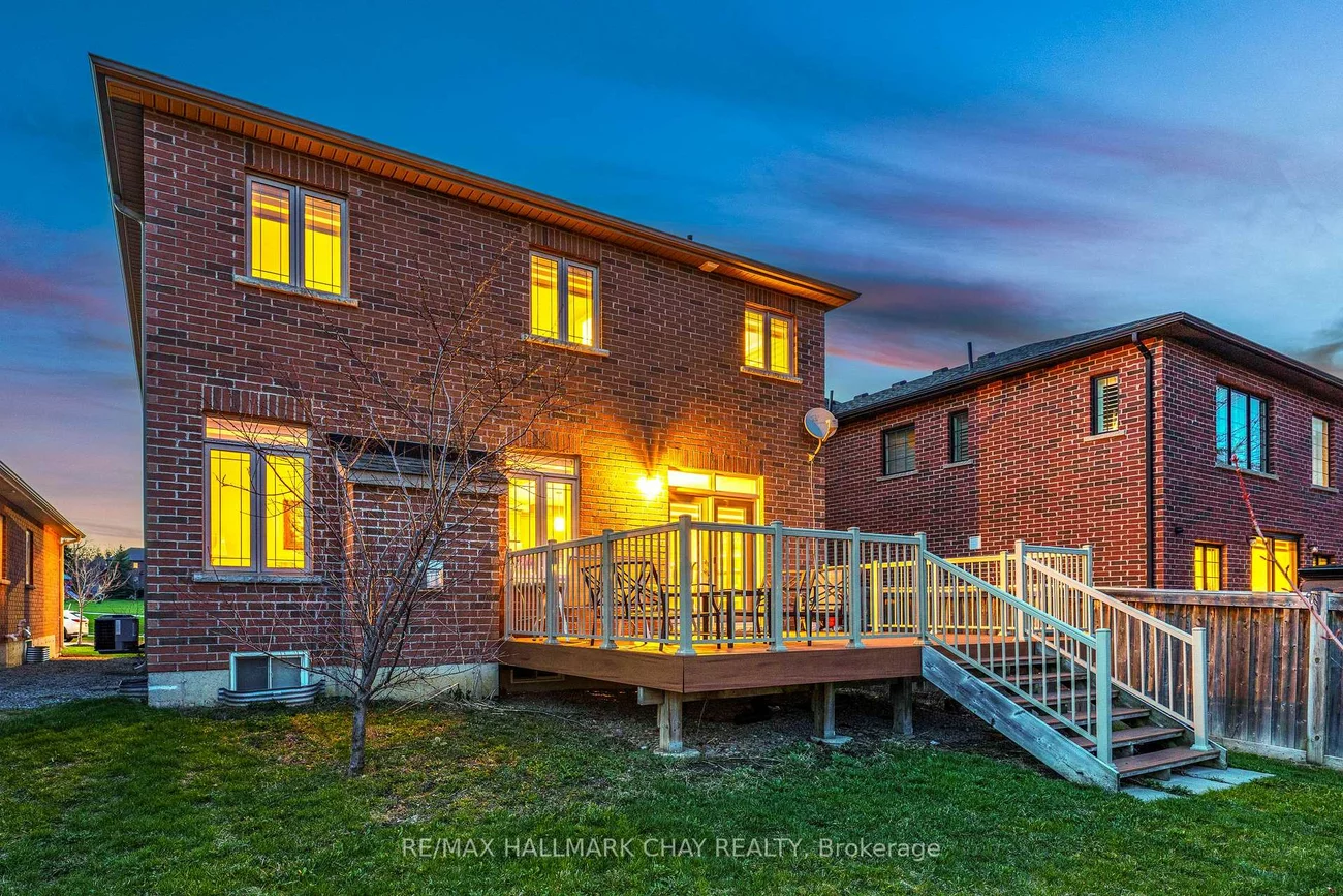 101, Gardiner, Bradford, Bradford West Gwillimbury