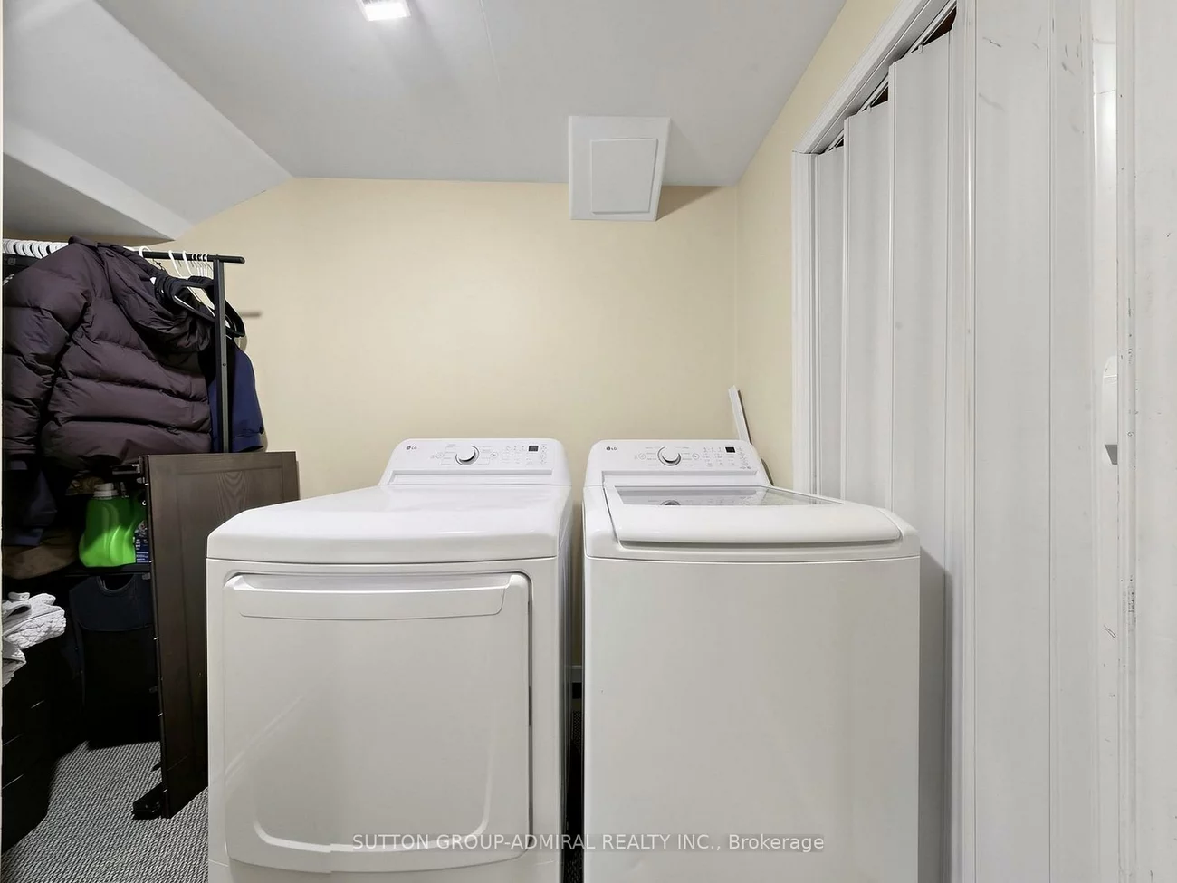 20, Breeze, Bradford, Bradford West Gwillimbury