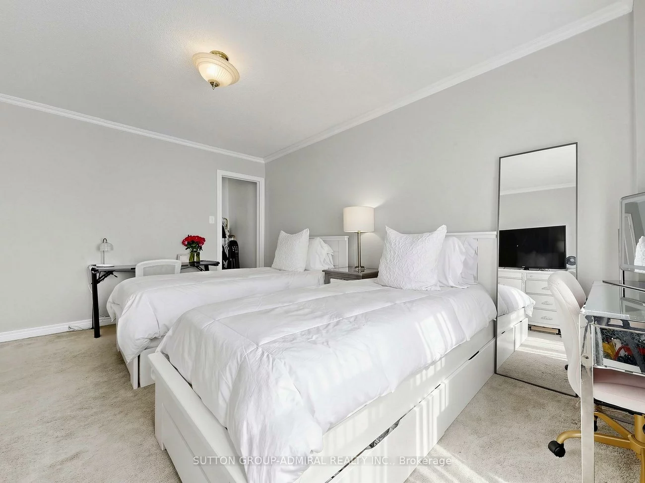 20, Breeze, Bradford, Bradford West Gwillimbury
