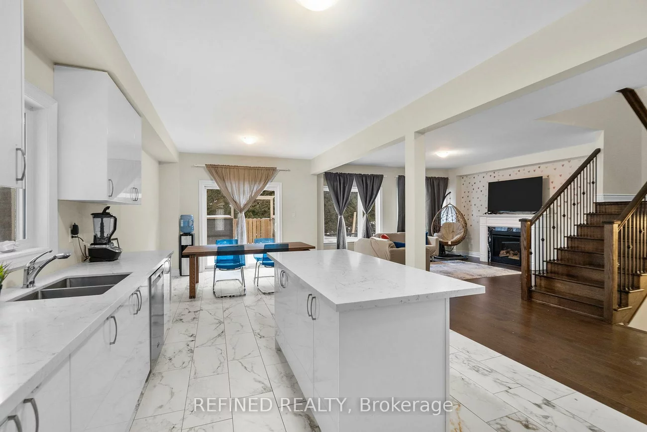 150, Heritage, Bradford, Bradford West Gwillimbury