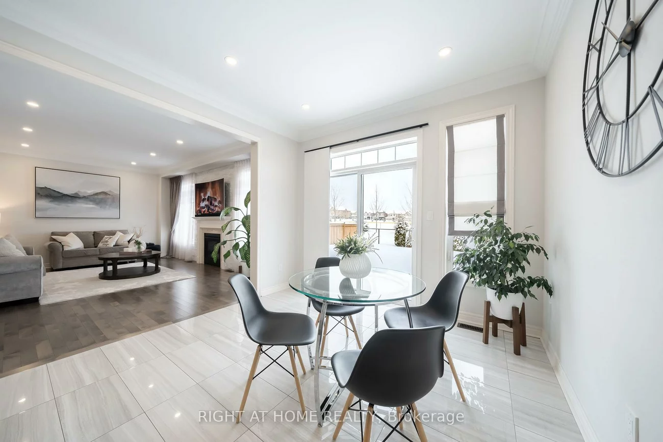 12, Tupling, Bradford, Bradford West Gwillimbury