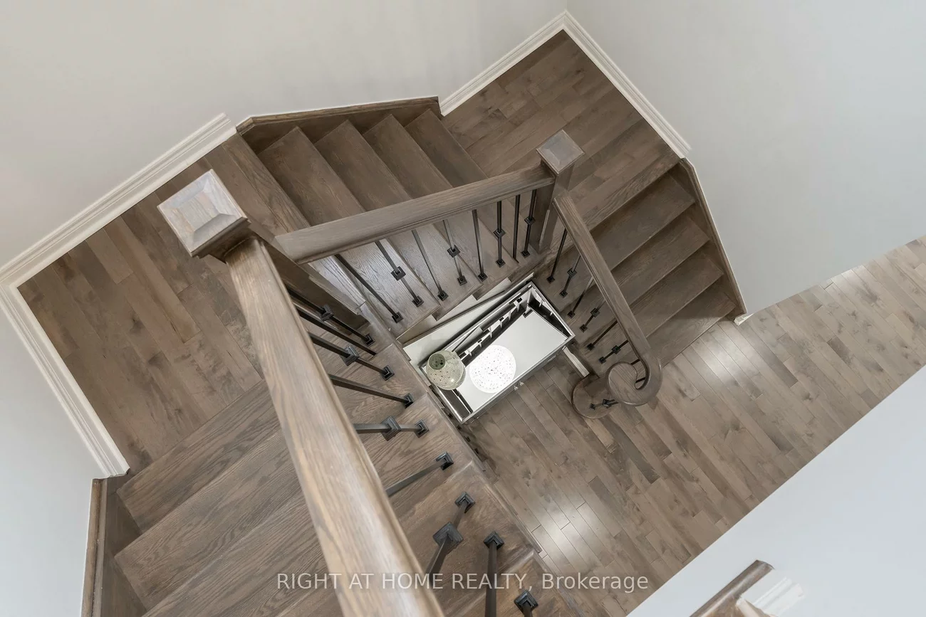 12, Tupling, Bradford, Bradford West Gwillimbury