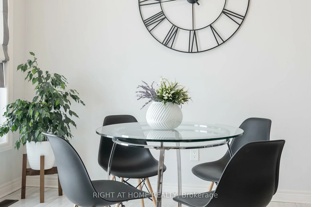 12, Tupling, Bradford, Bradford West Gwillimbury