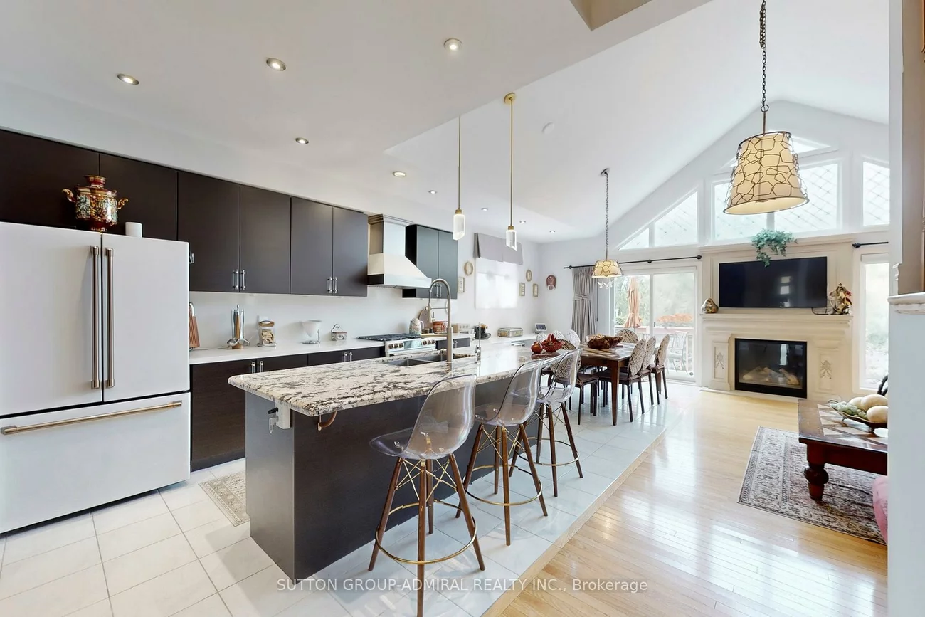 62, Waterton, Bradford, Bradford West Gwillimbury