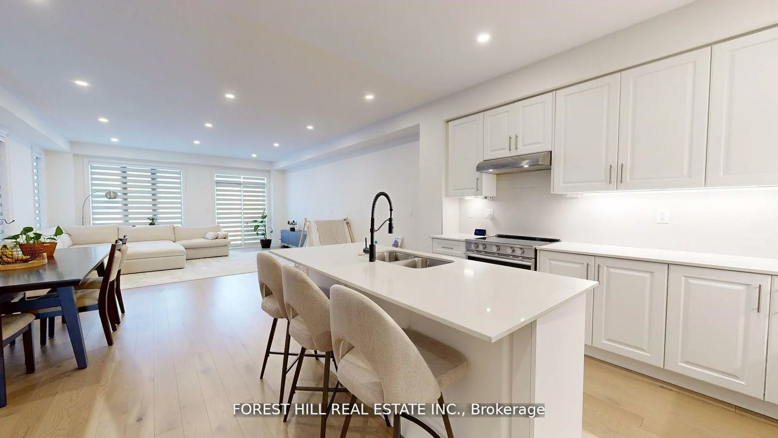 54, Montrose, Bradford, Bradford West Gwillimbury